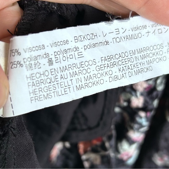 Zara top medium velvet wrap floral feminine romantic goth date night flirty - Picture 16 of 16